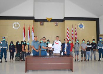 TNI AL Berhasil Gagalkan Pemberangkatan 16 PMI Non Prosedural di Desa Sepahat