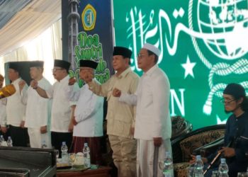 Prabowo Dinobatkan sebagai Sahabat Santri Indonesia