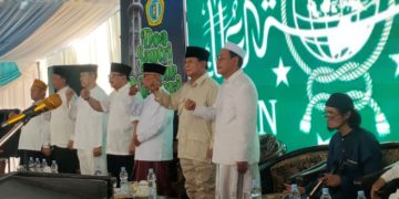 Prabowo Dinobatkan sebagai Sahabat Santri Indonesia