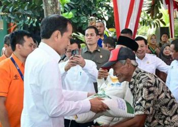 Jokowi Tak Janji Bansos Beras Lanjut Juni 2024