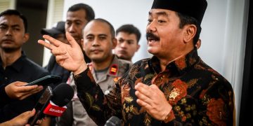 Menko Hadi Ungkap Upaya Pembebasan Pilot Philip dengan Pendekatan Gereja