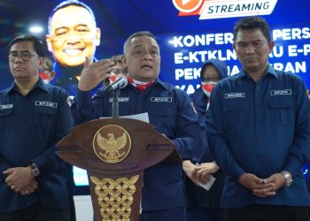 Diduga Salahgunakan Jabatan, Jokowi Didesak Evaluasi Kepala BP2MI
