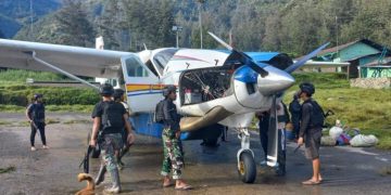 Pesawat Caravan Asia One Ditembak OTK di Kabupaten Puncak