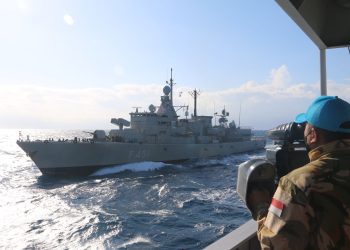 KRI Diponegoro-365 Laksanakan Mail Bag Transfer Exercise Dengan HS Limnos F-451 Di Laut Mediterania