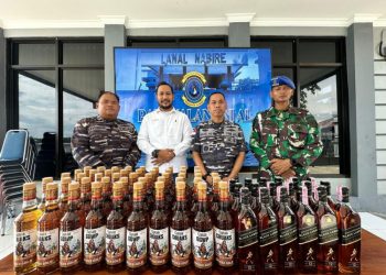 Perketat Pengamanan Jelang Pemilu, TNI AL Berhasil Amankan Miras Ilegal di Nabire