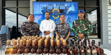 Perketat Pengamanan Jelang Pemilu, TNI AL Berhasil Amankan Miras Ilegal di Nabire