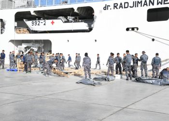 KRI RJW-992 Selesai Laksanakan Debarkasi Bantuan Kemanusiaan Untuk Korban Konflik Gaza