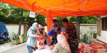 Peduli Masyarakat, TNI AL Gelar Bakti Sosial Peringati HUT Ke-78 Pomal Tahun 2024