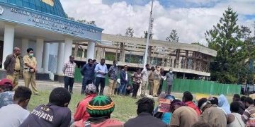 Komisioner KPU Jayawijaya Dianiaya Sekelompok Warga