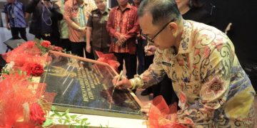 Pj Wali Kota Bekasi Dengan FKUB Kota Bekasi Resmikan Gereja Tiberias