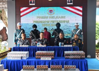 TNI AL Gagalkan Penyelundupan Rokok Ilegal di Perairan Danai TBK
