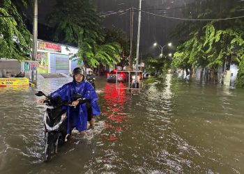 Kota Semarang Dikepung Banjir Akibat Cuaca Ekstrem