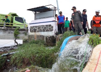 Kepala BNPB Tinjau Pompa Penyedot Banjir di Kota Semarang