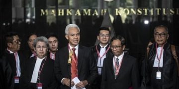 Tim Ganjar Beberkan 3 Nepotisme Jokowi di Sidang MK