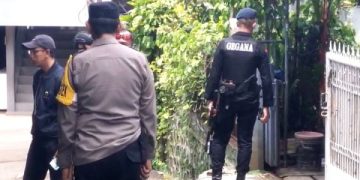 Polisi Temukan 2 Senpi hingga Granat di Rumah Terduga Dukun Santet di Tangsel