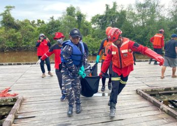 TNI AL Berhasil Evakuasi Korban Tenggelam Di Berau, Kalimantan Timur