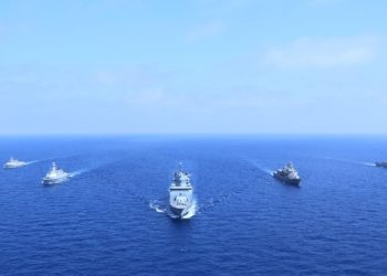 KRI DPN-365 Bersama Seluruh Unsur MTF 448 UNIFIL Laksanakan Latihan Manuver di Laut Mediterania