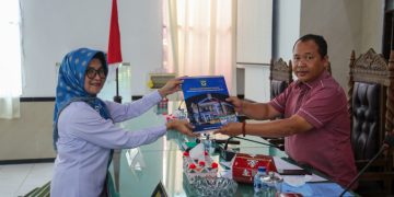 Susanti Sampaikan Nota Jawaban Pandangan umum Fraksi DPRD Pematangsiantar tentang LKPJ Walikota TA 2023
