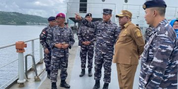 TNI AL Peduli Bakti Kesehatan di Manokwari Papua