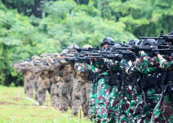 PRAJURIT KORPS MARINIR TNI AL LATIHAN MENEMBAK BERSAMA USMC 2024