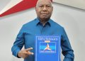 Partai Demokrat Serahkan Surat Tugas Kepada Drs. Dominggus Mandacan untuk Maju Cagub Papua Barat
