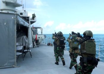 TAHAP SEA PHASE RESMI MENGAKHIRI LATMA JOINT MINEX PANDU 2024 TNI AL DENGAN AL SINGAPURA