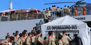 KRI DIPONEGORO-365 LAKSANAKAN “INDONESIAN CULTURAL DAY”, KENALKAN BUDAYA DAN KULINER KHAS NUSANTARA PADA PELAJAR LEBANON