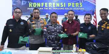 TNI AL KEMBALI GAGALKAN PENYELUNDUPAN NARKOBA JARINGAN INTERNASIONAL DI PERAIRAN TEMBILIK ASAHAN