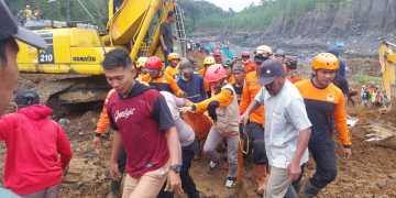 Longsor Lumajang : Tim Gabungan Kembali Temukan Satu Korban Meninggal Dunia