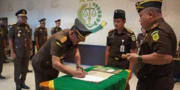 Kajati Papua Barat Lantik Sejumlah Pejabat Baru
