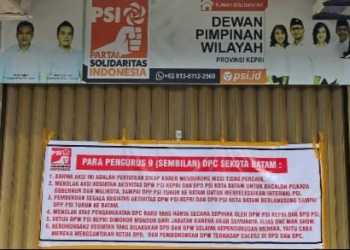 9 DPC PSI KOTA BATAM MENYATAKAN MOSI TAK PERCAYA KEPADA KETUA DPW PSI KEPRI