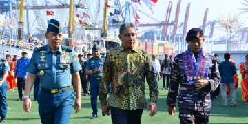 KAPAL PERANG LEGENDARIS TNI AL KRI DEWARUCI TIBA DI JAKARTA, PELAYARAN MUHIBAH JALUR REMPAH 2024 TUNTAS
