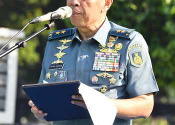 ASOPS KASAL LAKSAMANA MUDA TNI YAYAN SOFYAN PIMPIN UPACARA 17 – AN