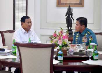 KASAL HADIRI RAPAT TERBATAS BERSAMA PRESIDEN RI DI ISTANA KEPRESIDENAN