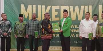 Lima Calon Kepala Daerah di Papua Barat Terima B1-KWK PPP
