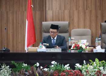 Pj. Wali Kota Bekasi Hadiri Rapat Paripurna DRPD Soal Perubahan APBD Dirangkai dengan Mendengar Arahan Presiden RI Via Virtual