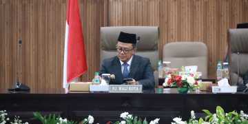 Pj. Wali Kota Bekasi Hadiri Rapat Paripurna DRPD Soal Perubahan APBD Dirangkai dengan Mendengar Arahan Presiden RI Via Virtual