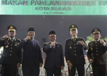 Kenang Perjuangan Para Pahlawan, Pj. Wali Kota Bekasi & Unsur Forkopimda Laksanakan Malam Renungan Suci