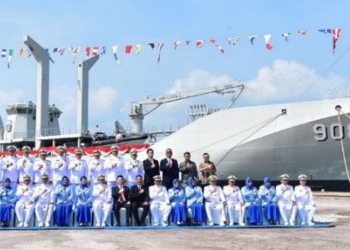 Kasal Pimpin Serah Terima Dua Kapal Baru dan Lantik Komandan KRI