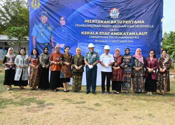 Kasal Pimpin Peletakan Batu Pertama Pembangunan Panti Asuhan Yasbhum di Komplek TNI AL Candi Sidoarjo