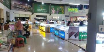 Liburan Maulid Nabi Muhammad 1445 H, Pengunjung Mall Grand Cakung Sepi, Pedagang Resah.