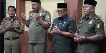 Masa Jabatan Penjabat Wali Kota Bekasi Diperpanjang, R. Gani Muhamad Bersama Forkopimda & Pejabat di Lingkungan Pemerintah Kota Bekasi Berangkat ke Bandung