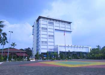 Masa Jabatan Penjabat Wali Kota Bekasi Diperpanjang, R. Gani Muhamad Bersama Forkopimda & Pejabat  di Lingkungan Pemerintah Kota Bekasi Berangkat ke Bandung