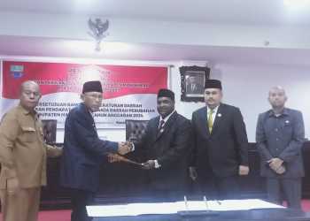 DPR Kabupaten Manokwari Sahkan APBD Perubahan TA 2024