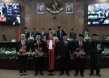 Pj Wali Kota Bekasi Hadiri Rapat Paripurna Pengangkatan Pimpinan DPRD
