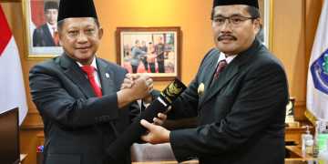 Mendagri Tito Karanavian Kukuhkan Togap Simangunsong Pjs Gubernur Kaltara