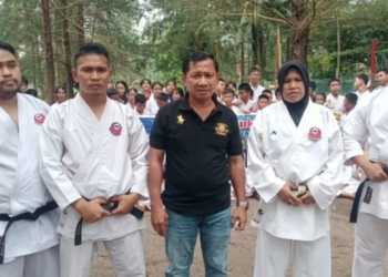 Inkado Batam Gelar Penurunan Kyu dan Penaikan Sabuk Menuju Prestasi Karateka Internasional