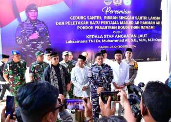 Wujud Komitmen TNI AL, Kasal Resmikan Gedung Santri, Rumah Singgah Santri Lansia dan Peletakan Batu Pertama Masjid Ar-Rahman Ar-Rahim di Garut