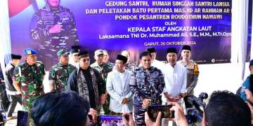 Wujud Komitmen TNI AL, Kasal Resmikan Gedung Santri, Rumah Singgah Santri Lansia dan Peletakan Batu Pertama Masjid Ar-Rahman Ar-Rahim di Garut