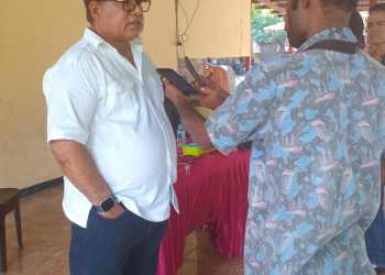 Aksi Massa Orang Asli Papua Tolak Non OAP Jadi Pimpinan DPRK Manokwari